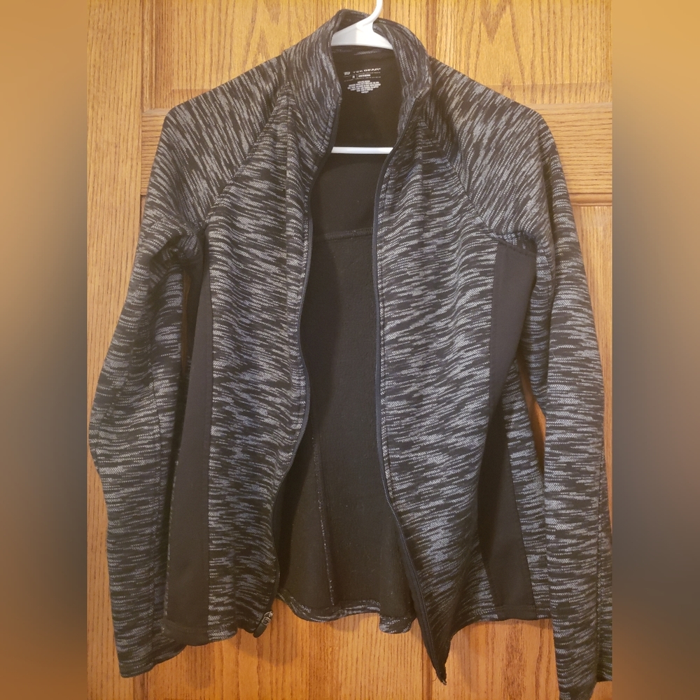 Zip up